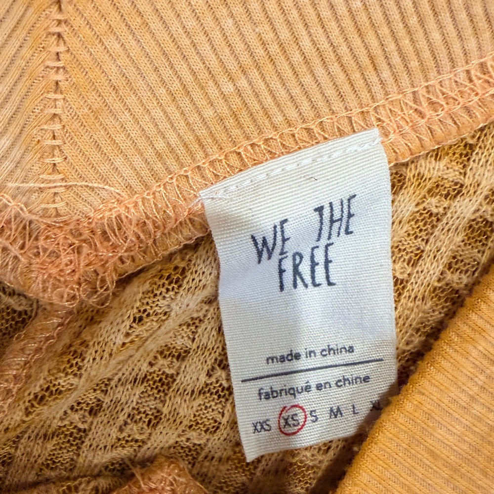 We the Free ! Women's Yellow V-Neck Sweater - Picture 7 of 9